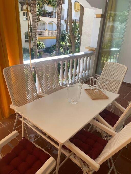 Apartamento Apartamento En Marbella, Residencial La Dama De Noche *
